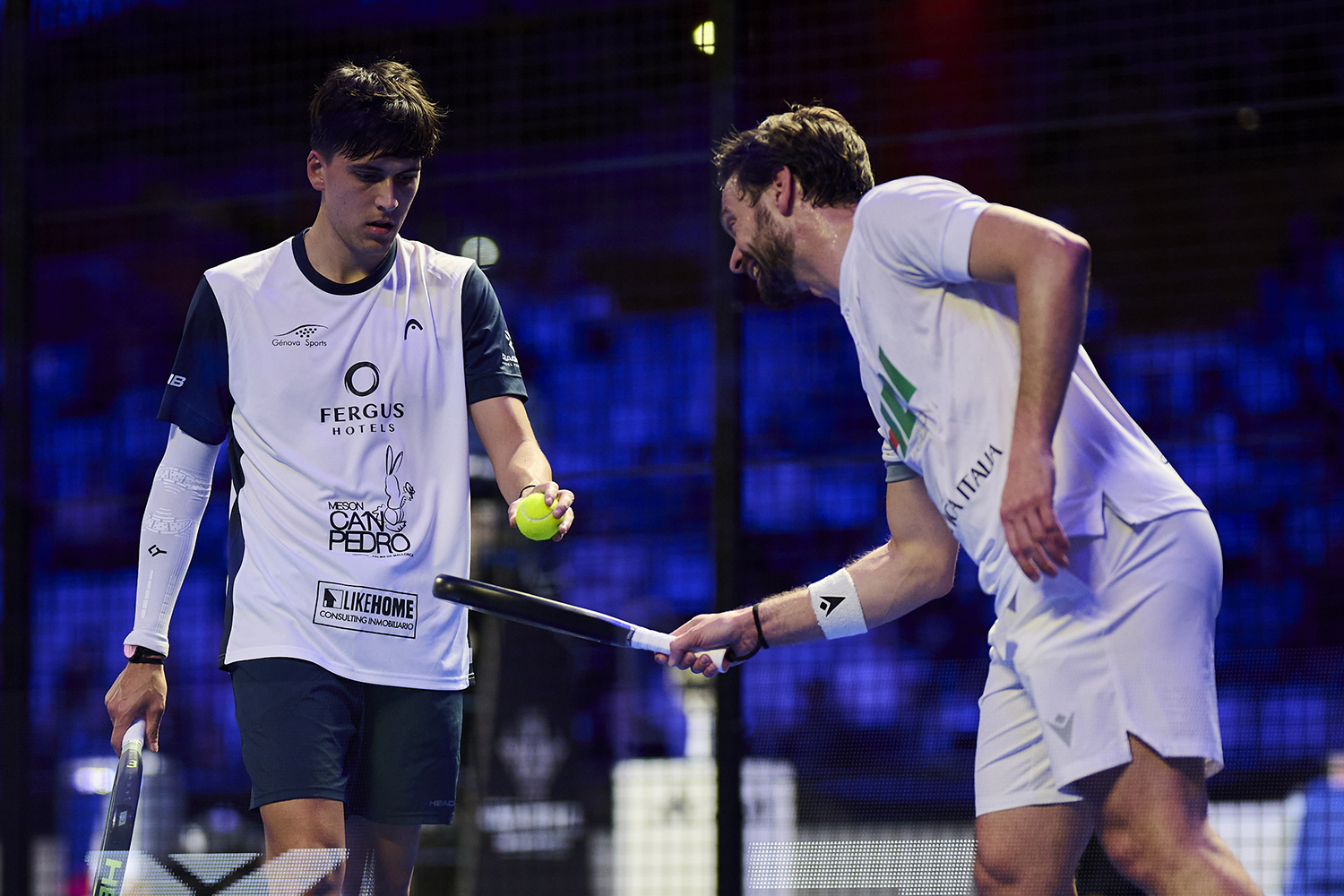 Simone Cremona (destra) e Jaume Romera Barcelo: insieme sono arrivati in semifinale nel P2 di Premier Padel a Gijon