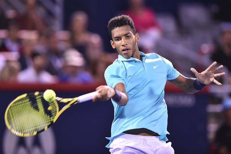 Auger Aliassime diritto