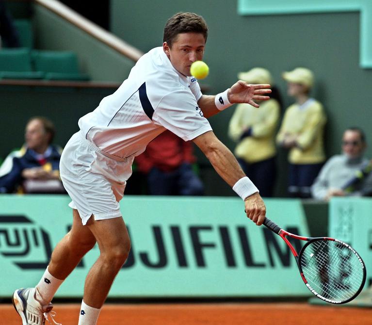 Andrea Gaudenzi in recupero contro Pete Sampras al Roland Garros nel 2002