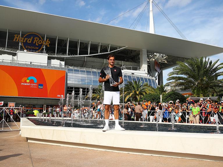 Federer premiato a Miami nel 2019