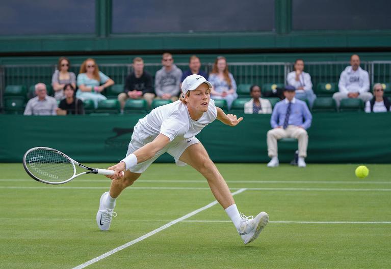 Jannik Sinner a Wimbledon (foto Getty Imges)