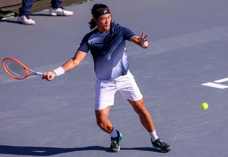 Il cinese Zhizhen Zhang si è qualificato per i quarti di finale all'ATP di Napoli