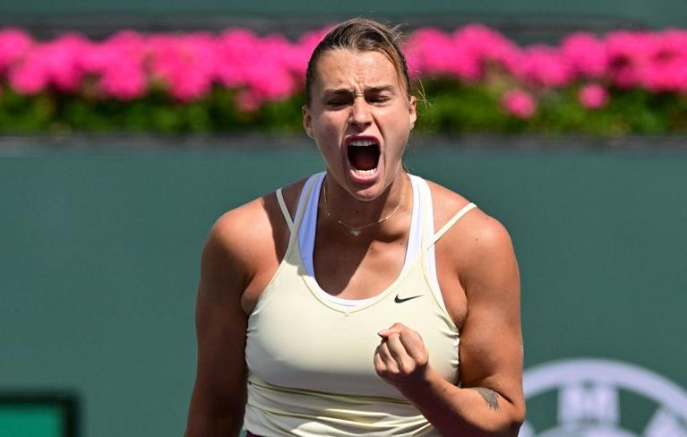 Aryna Sabalenka esulta (foto Getty Images)