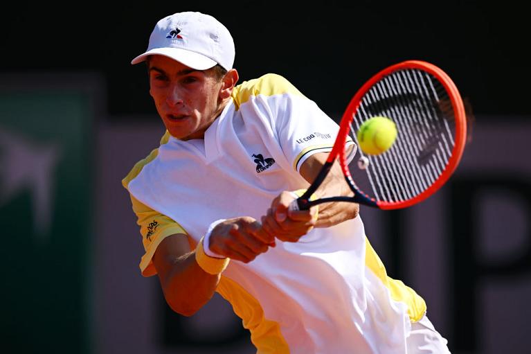 Matteo Arnaldi in azione al Roland Garros (Getty Images)