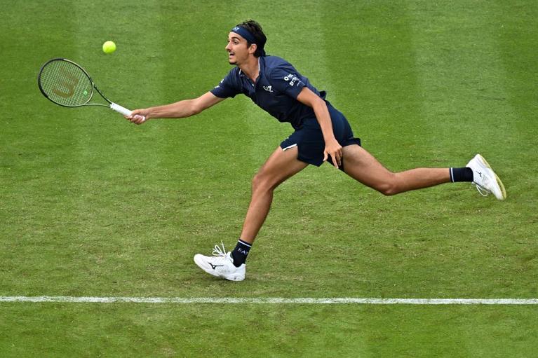 Un diritto in allungo di Lorenzo Sonego (foto Getty Images)