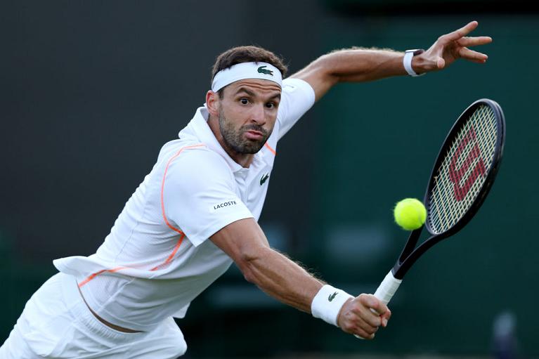 Grigor Dimitrov in azione a Wimbledon