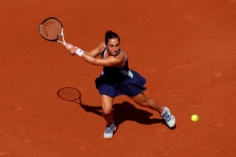 Il rovescio di Martina Trevisan (foto Getty Images)