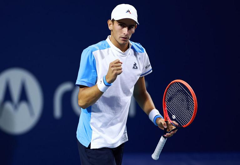 Matteo Arnaldi esulta (foto Getty Images)