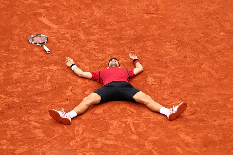 Novak Djokovic esulta per la conquista del Roland Garros 2016 (Getty Images)