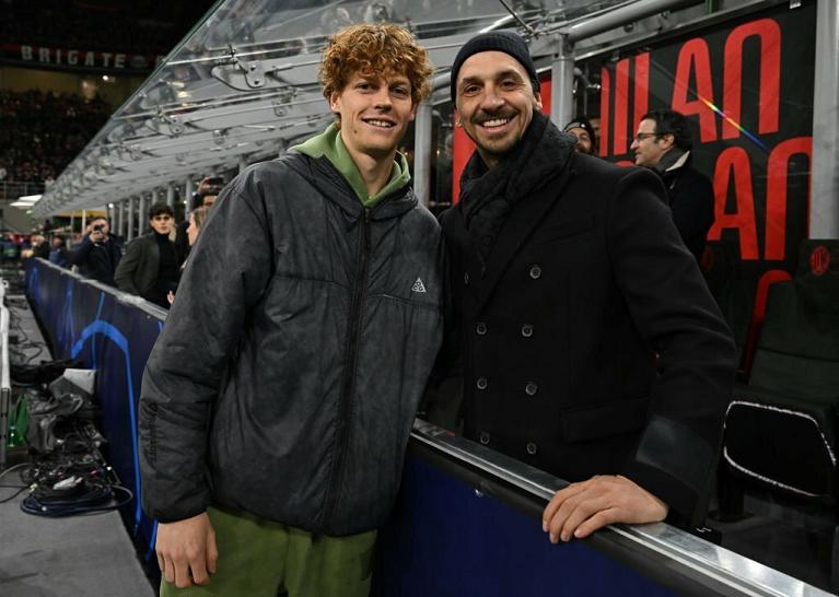 Jannik Sinner con Zlatan Ibrahimovic (foto Twitter)