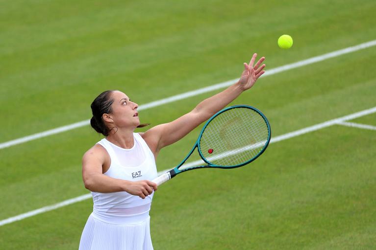 Elisabetta Cocciaretto al servizio (foto Getty Images)