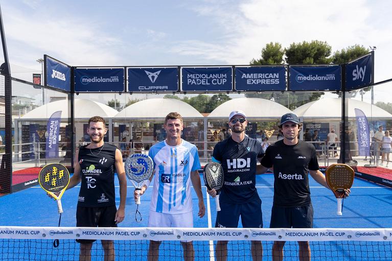 I protagonisti della finale maschile della Mediolanum Padel Cup (Foto Padel FIP)