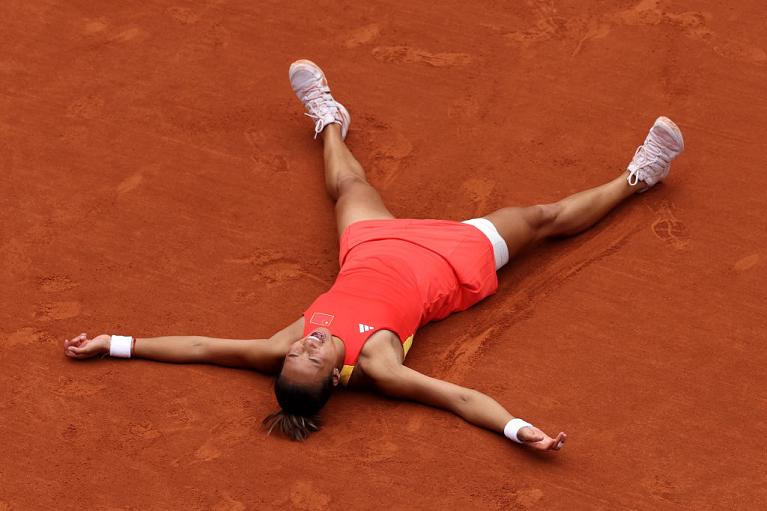 Tutta la felicità di Qinwen Zheng (foto Getty Images)