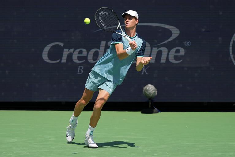 Jannik Sinner in azione (foto Getty Images)