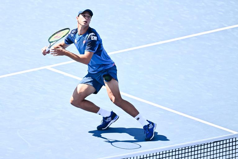 Luciano Darderi in azione (foto Getty Images)