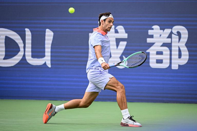 Lorenzo Musetti in azione (foto Getty Images)