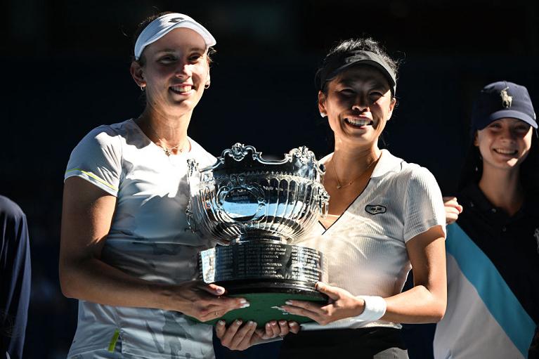 Elise Mertens e Su-wei Hsieh (Getty Images)