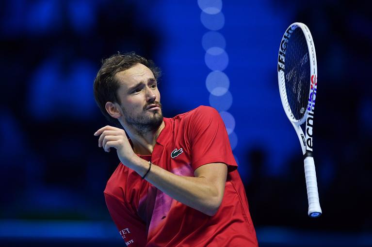 Daniil Medvedev con la sua racchetta Tecnifibre T-Fight... per aria (Foto Getty Images)