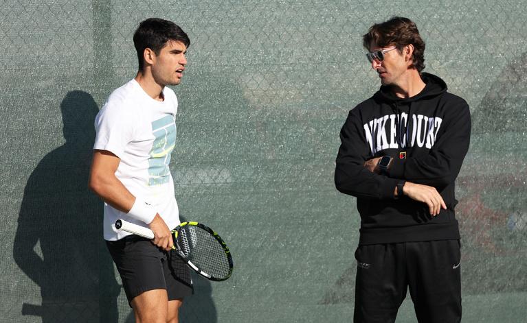 Alcaraz in allenamento col suo allenatore Juan Carlos Ferrero (Getty Images)