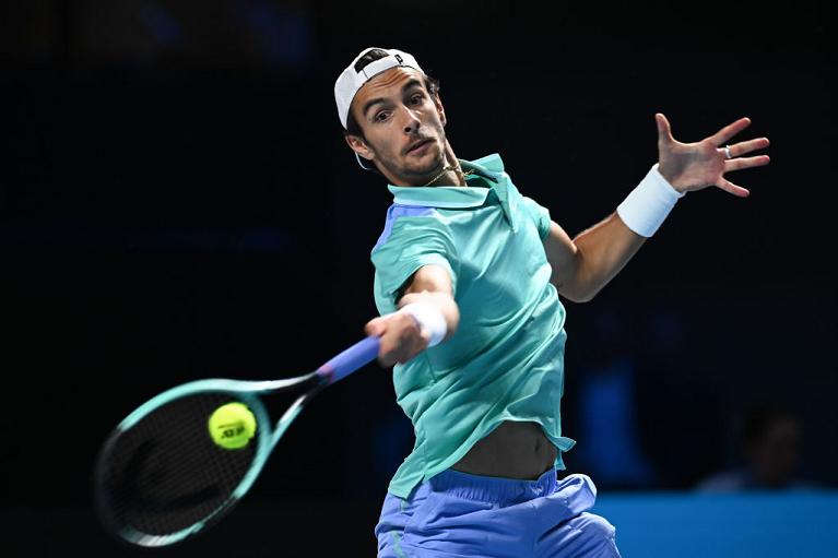 Musetti colpisce un dritto (Getty Images)