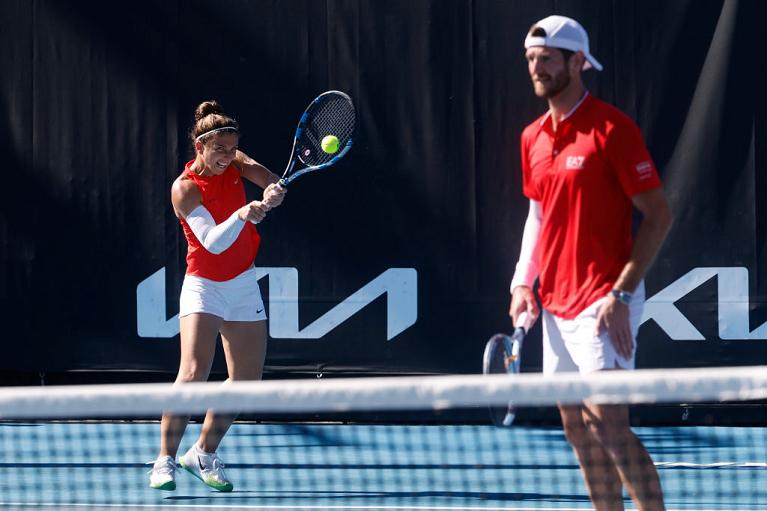 Sara Errani ed Andrea Vavassori in azione (foto Getty Images)