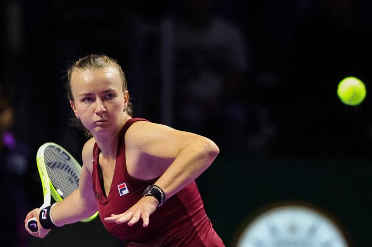 Barbora Krejcikova in azione alle WTA Finals (Getty Images)