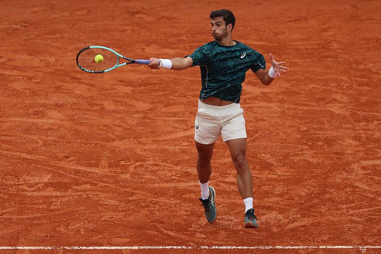 Musetti colpisce un dritto (Getty Images)