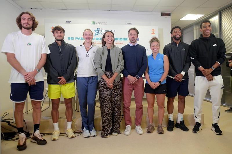 Stefanos Tsitsipas, Flavio Cobolli, Donna Vekic, Iva Majoli, Paolo Lorenzi, Jasmine Paolini, Arthur Fils e Felix Auger-Aliassime (FITP)